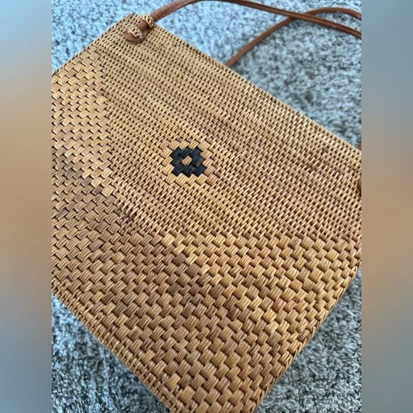Handwoven Rattan Bali Ata Bag Purse Rectangular Basket Bag - Picture 10 of 17